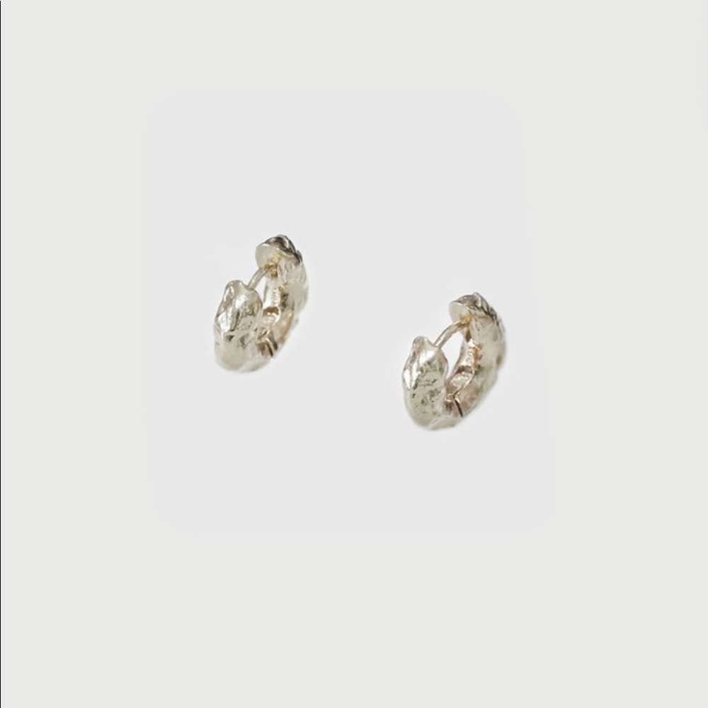 KIRA N MISHA Pi Earring Silver Mini